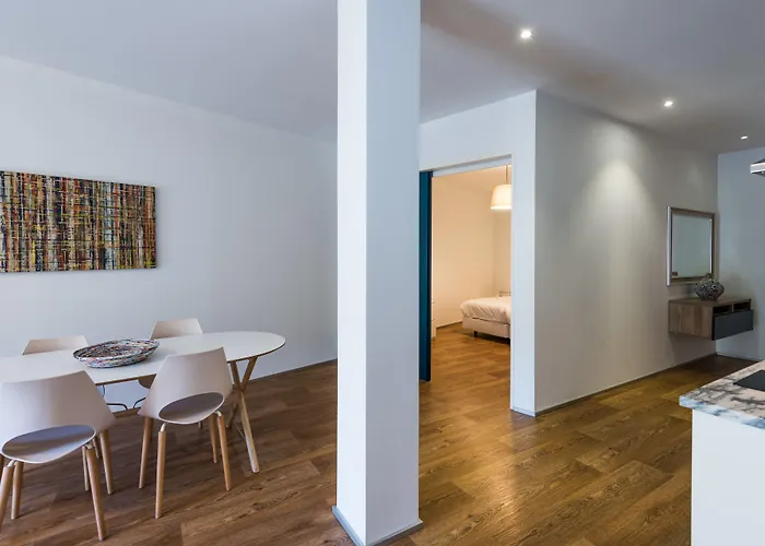 Alfama - Lounge Apartament *