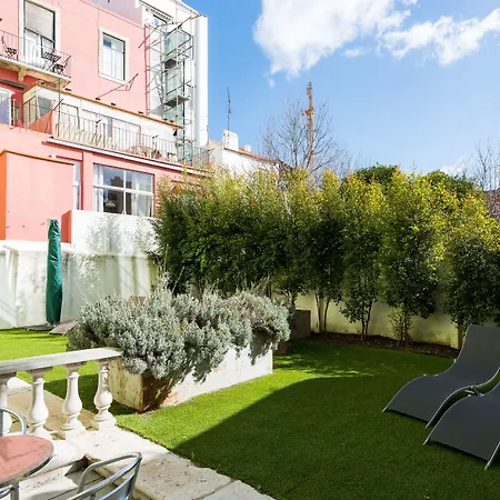 Alfama - Lounge 4* ליסבון