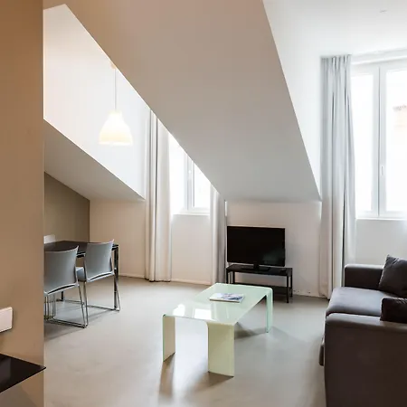 Alfama - Lounge ליסבון