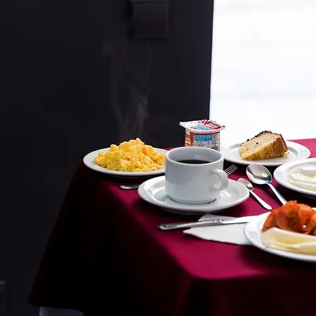 Alfama - Lounge Apartmanhotel 3*