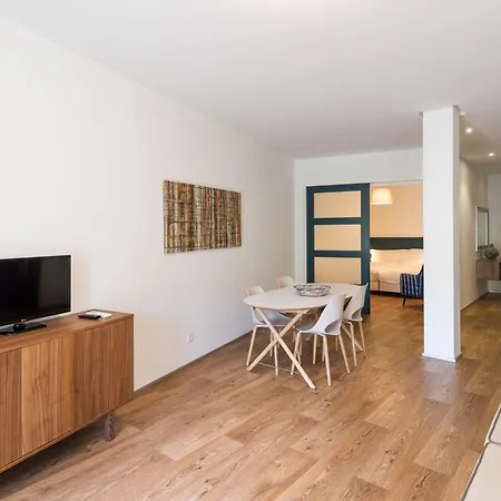 Alfama - Lounge Apart-hotel 3*