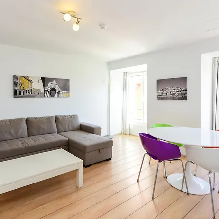 Alfama - Lounge Apart-hotel